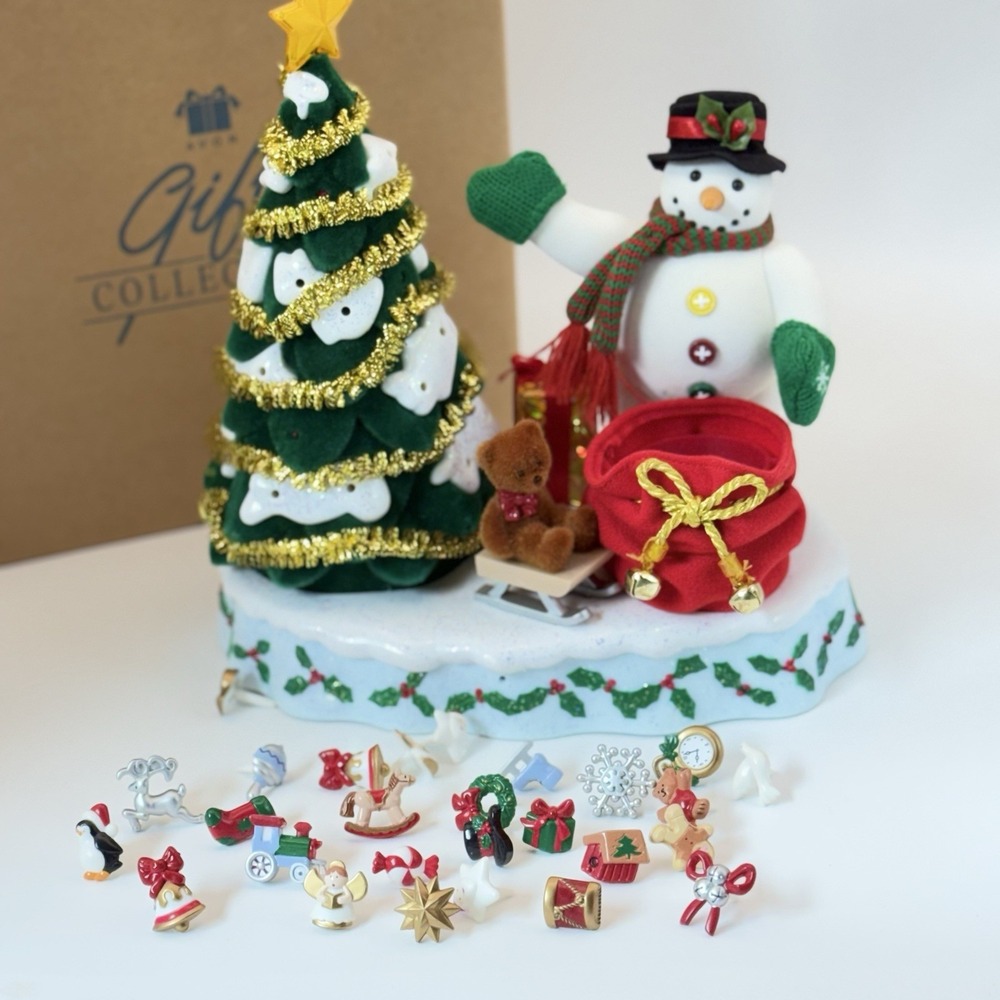 2000 Avon Wonderful Countdown to Christmas Talking Lighted Advent Tree New #1069